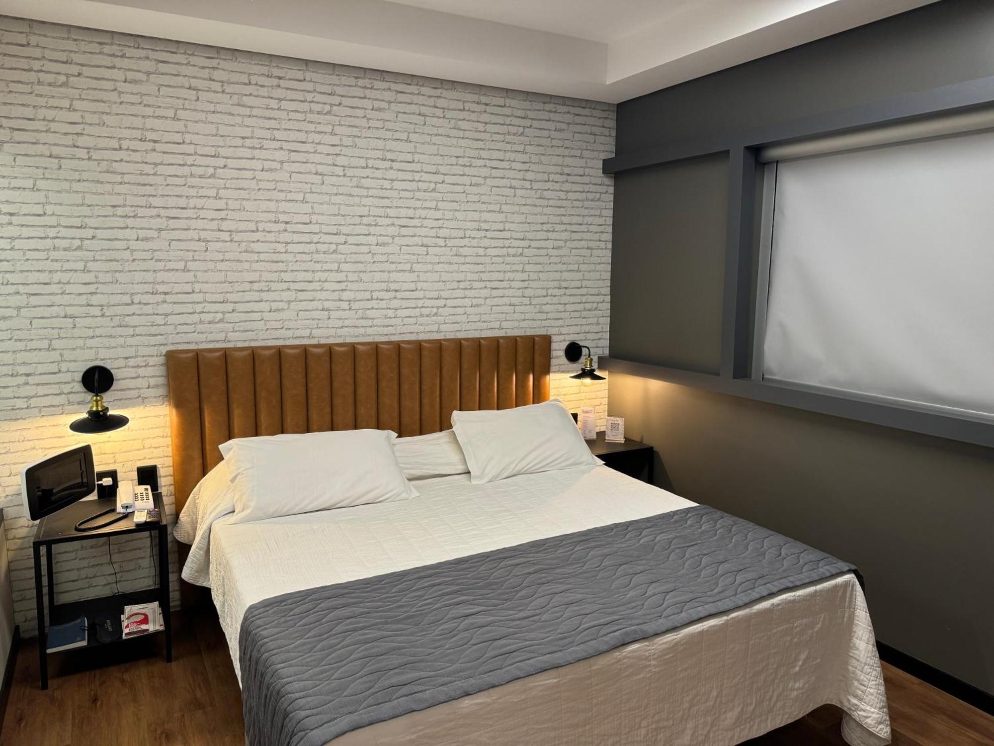 Mogano Premium Hotel - Eletroposto Chapeco Exterior photo